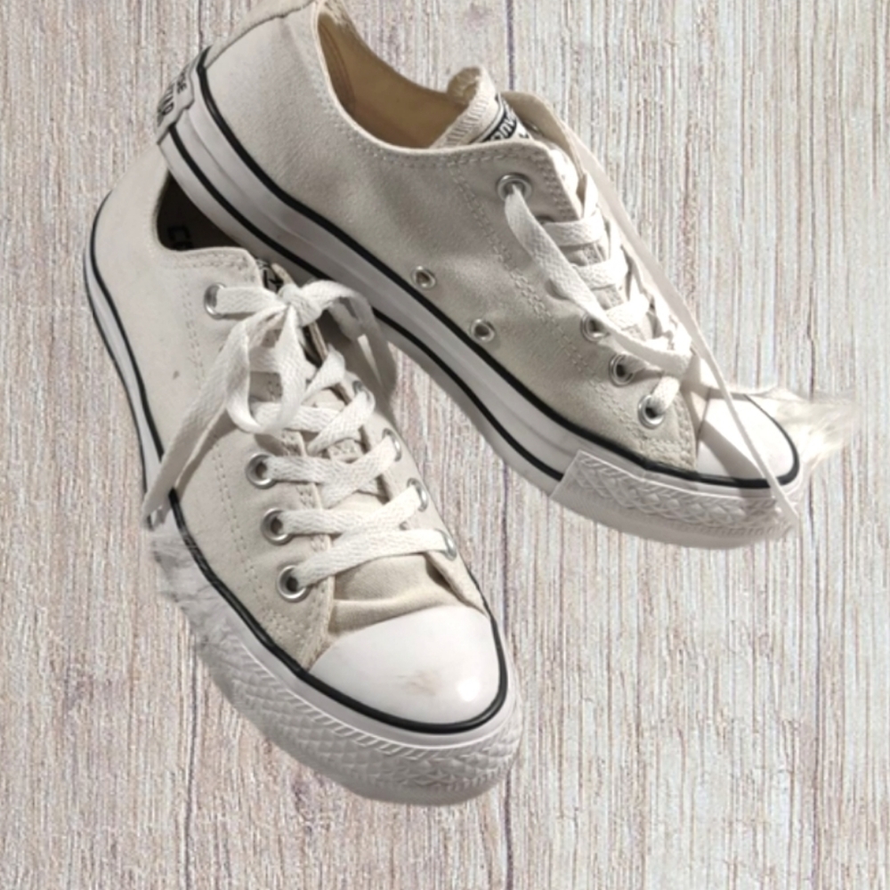 Converse All Star Sneakers
